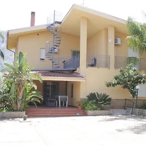 Casa vacanze Giù, Indipendent Near Airport&sea